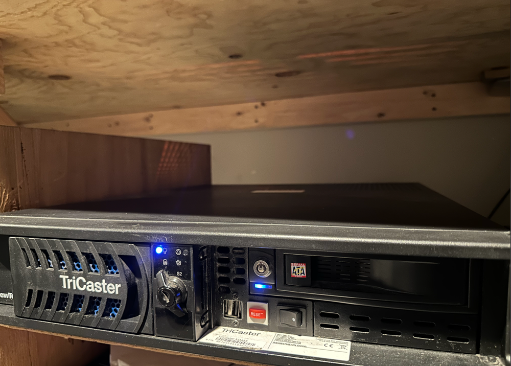 NewTek TriCaster 455 Video Switcher w/ TCXD455 CS CG00S50