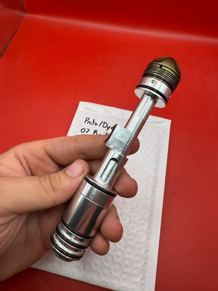 Proto/Dye 07 Rail Bolt/Engine