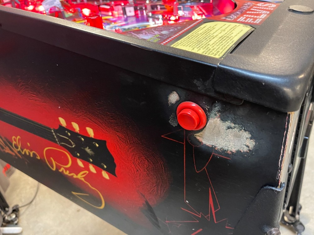 Elvis by Stern Pinball Machine - 2330