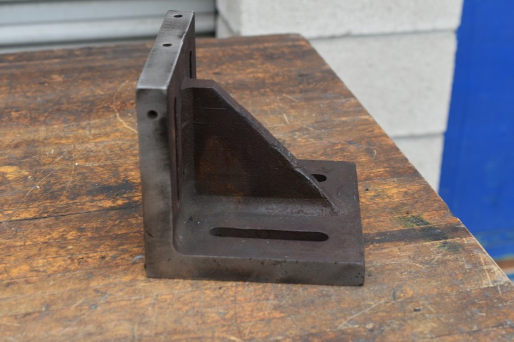 Shamrock angle block 6" x 6"