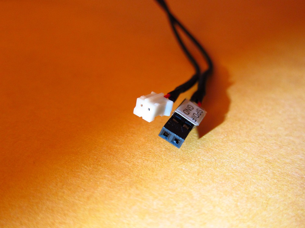 2Pin S/PDIF Cable for GPU Video Graphics Card