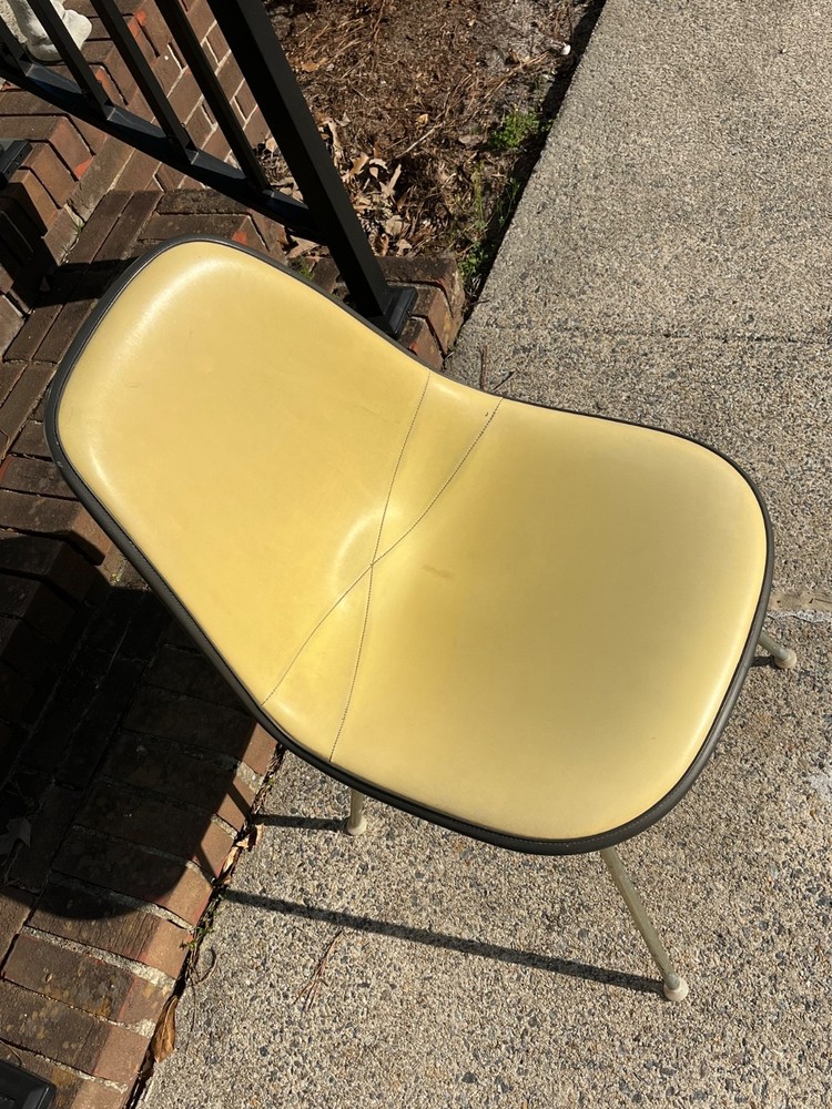 Herman Miller Eames Era Mid Century Modern Shell Chair