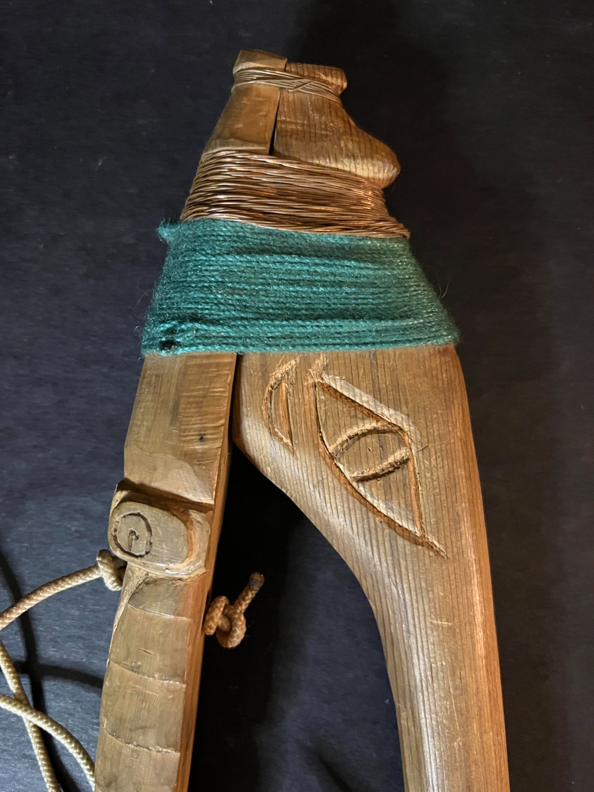 HAIDA-TLINGIT ANTIQUE HALIBUT HOOK w/Carved Totems Vintage Native Fishing