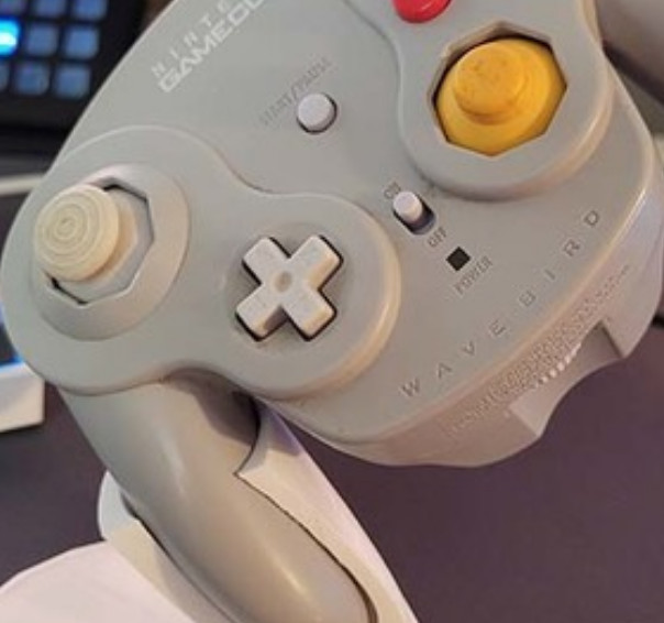 Nintendo GameCube WaveBird Controller Stand with Receiver Holder Display