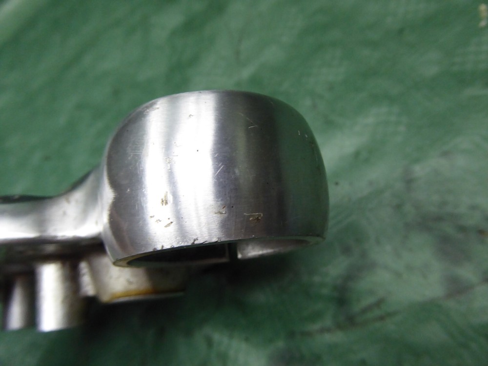 TRIUMPH THUNDERBIRD 900 LEGEND (int.c2*) FORK BRIDGE