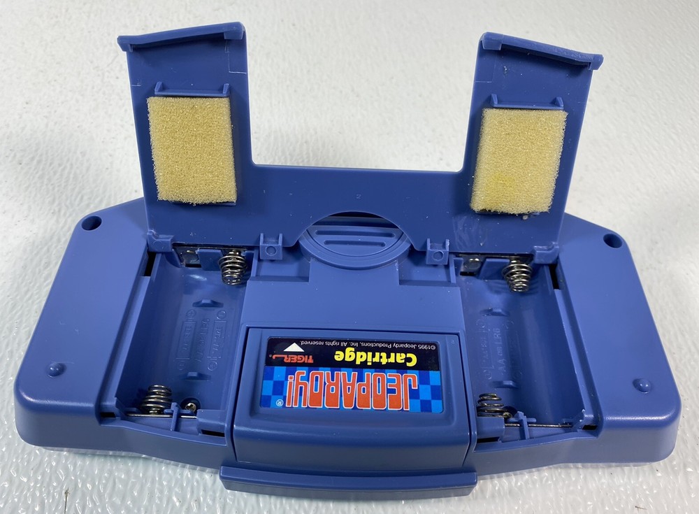 1995 Tiger Electronics Talking Jeopardy Handheld Game Cartridge Answer Booklet