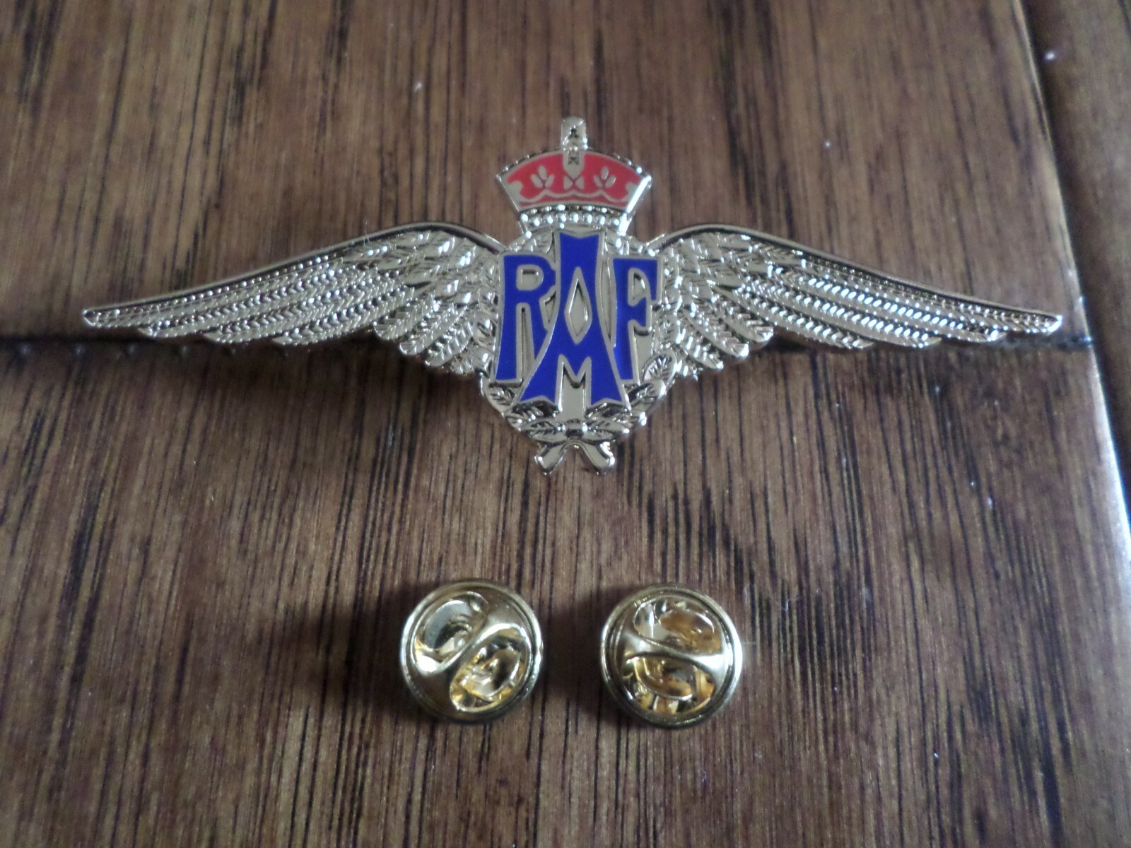 BRITISH ROYAL AIR FORCE MILITARY WINGS BADGE 3 1/4" DOUBLE POST METAL PIN
