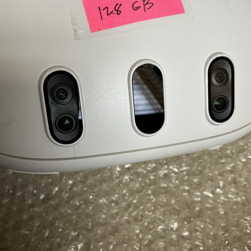Meta Quest 3 128GB VR Headset Only (0003)- working