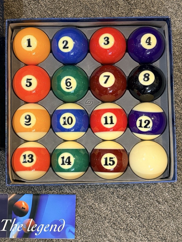 BELGIAN ARAMITH BALLS SUPER ARAMITH PRO BILLIARD SET