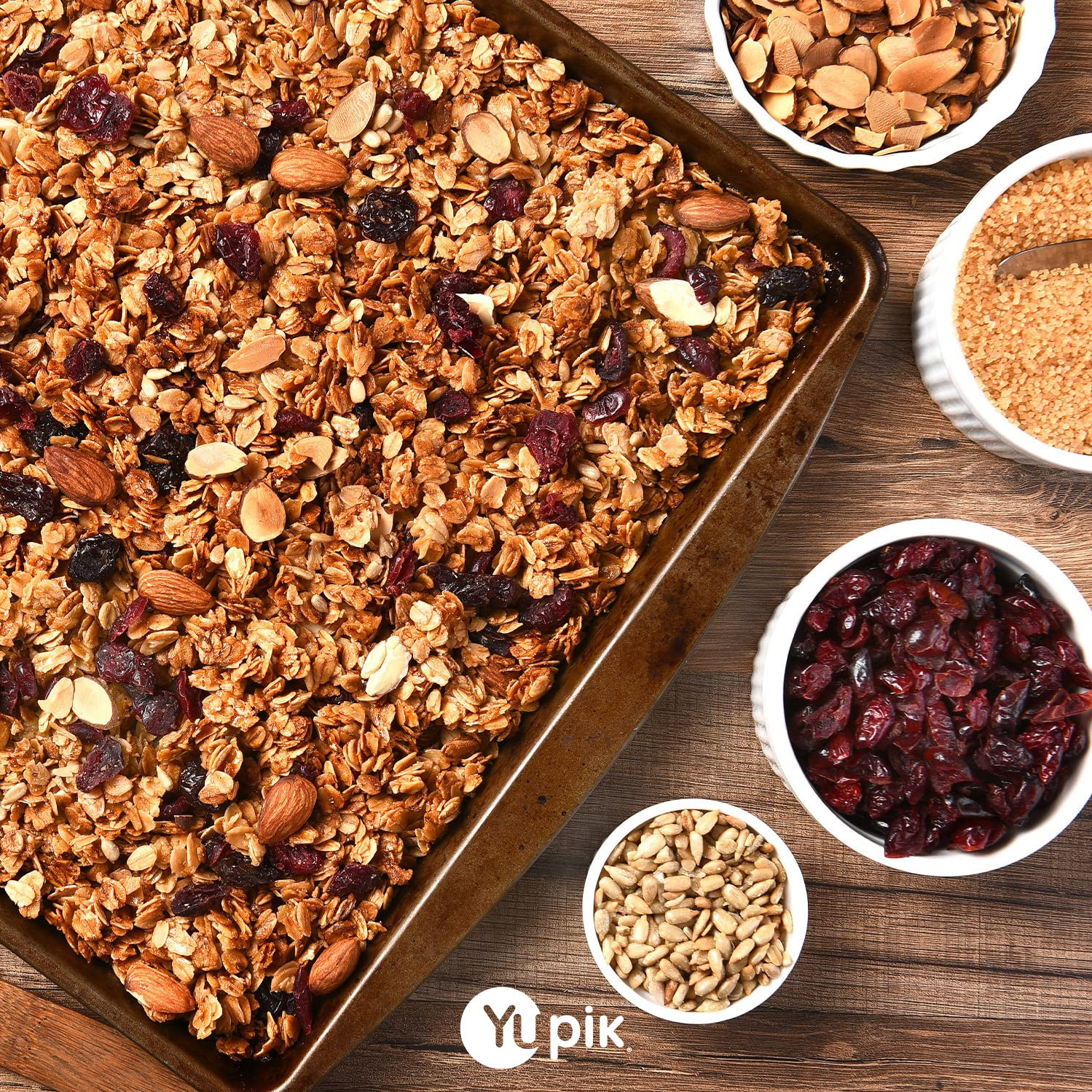 Yupik Raw California Walnuts, Halves & Pieces, 2.2 Lb (35.2 Oz), Kosher, Gluten-