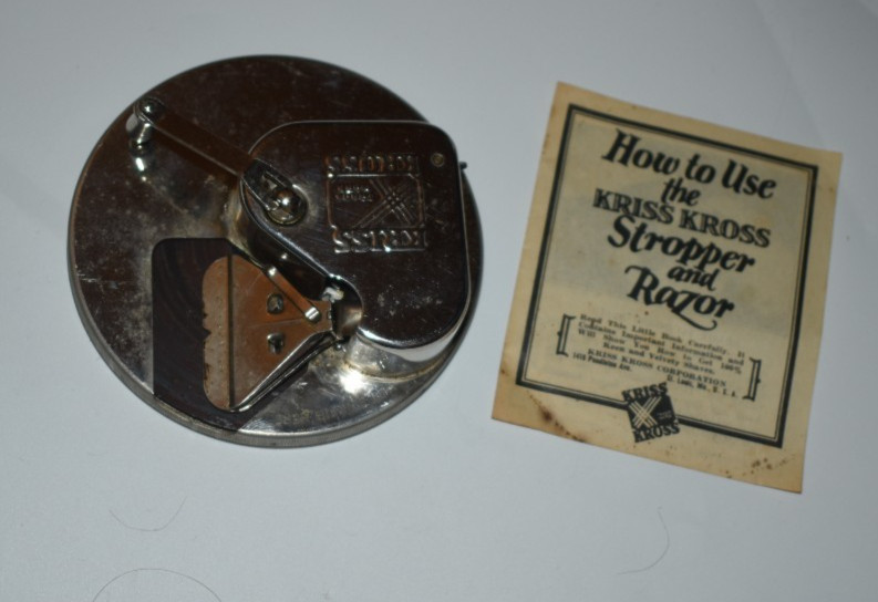 Kriss Kross Stropper Razor Blade Sharpener with Original Box And Paperwork