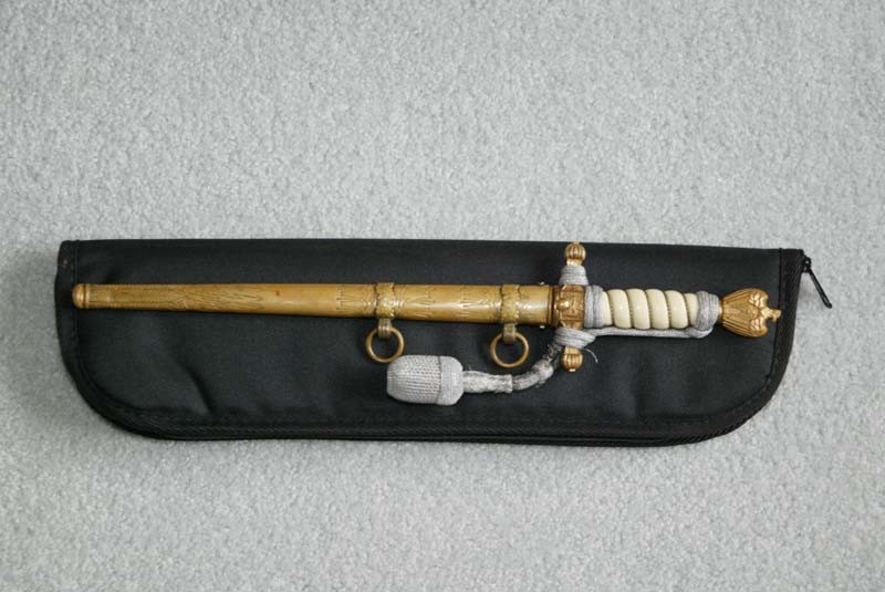Custom 18" X 5" padded zipper case A perfect fit for most German & U.S. Bayonets
