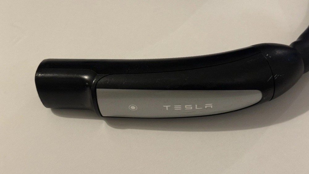 Tesla CHAdeMO Charging adapter