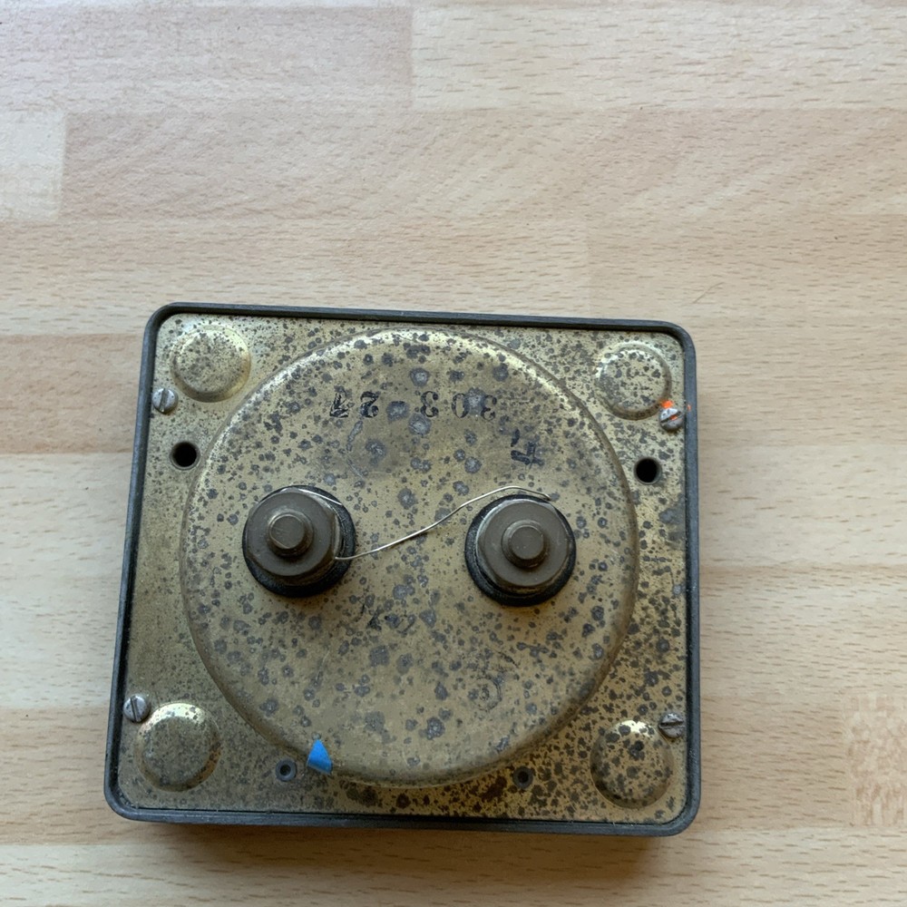 vintage panel meter, Voltage & Power dBm, made by Hewlett Packard.