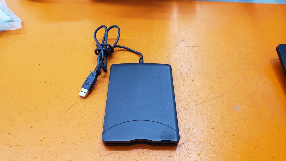 ⭐️⭐️⭐️⭐️⭐️ Dell Floppy Drive Module USB Black UF0002