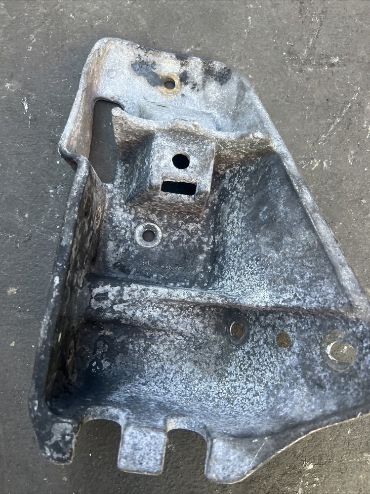 Freightliner Left Side Bumper Bracket A21-28997-000
