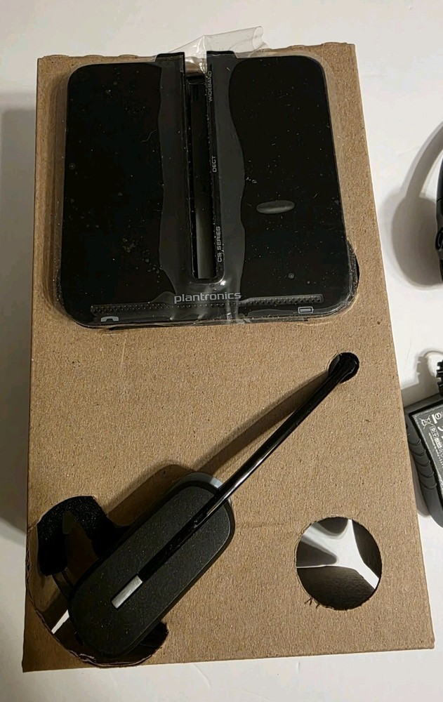 Plantronics CS540 / HL10 Wireless Telephone Headset System