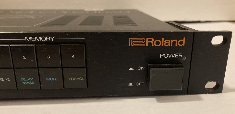 Roland SDE-1000 Digital Delay Rack Effect Processor Vintage Working Tested Japan