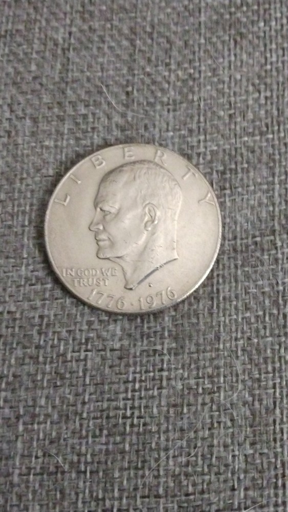 1776-1976 Eisenhower Bicentennial Dollar D Filled Mint Mark Error. 1776-1976