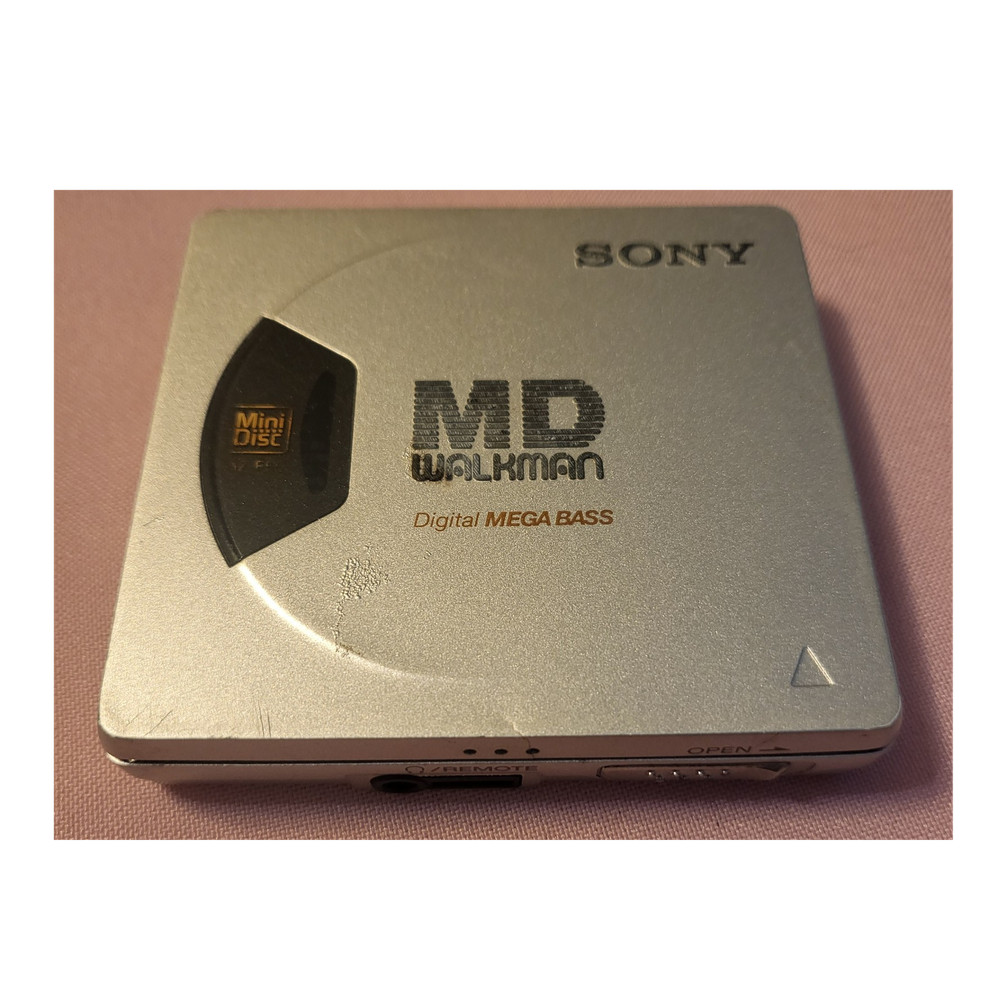 Sony MZ-E55 Walkman MiniDisc Player Silver