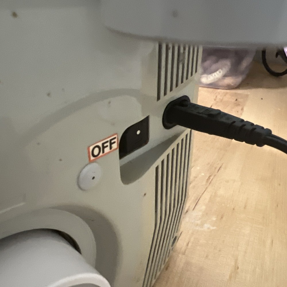 Elna lock PRO 5 DC SERGER SEWING MACHINE complete working