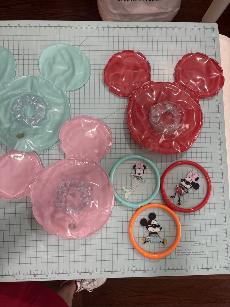 Mini Mickey Shaped Pool Drink Floats & Dive Rings