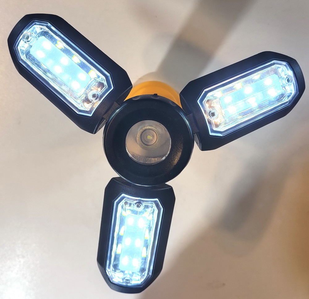 3-Panel LED Work Light with Flashlight Battery Inc 3 AAA Batteries