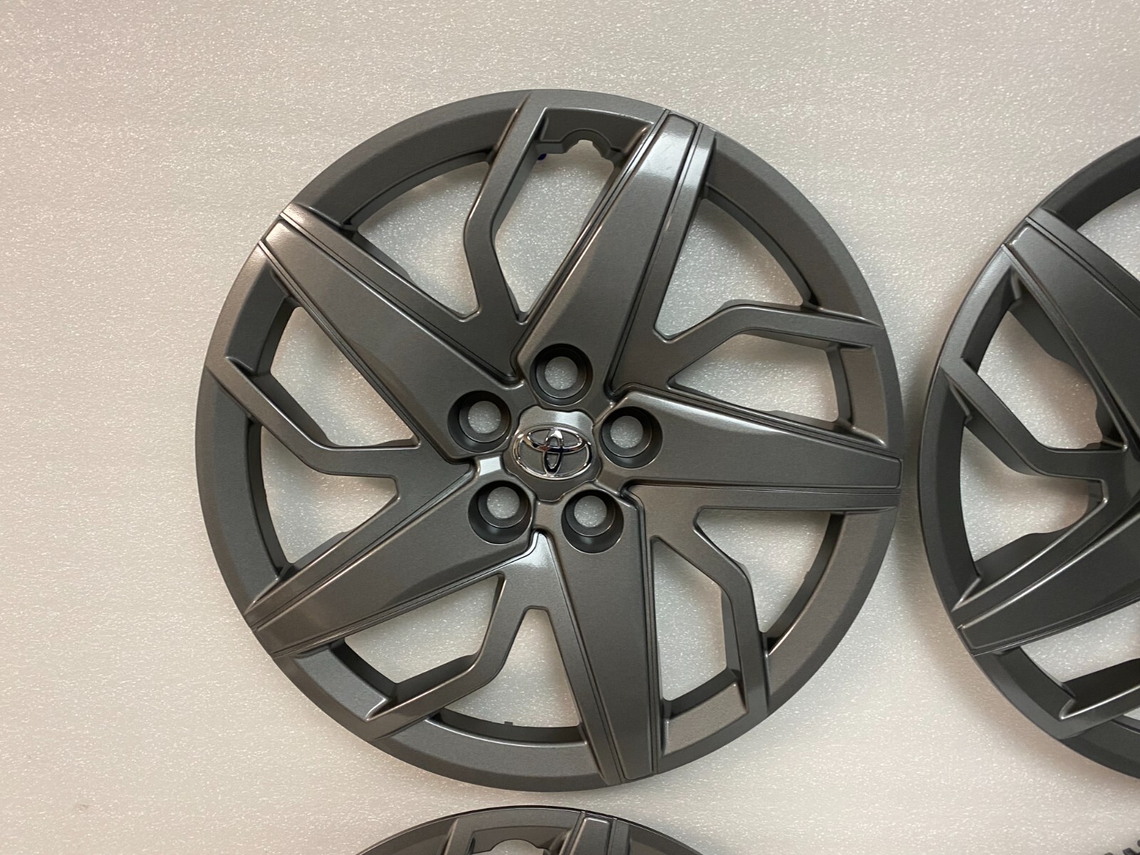 2020 2021 2022 Toyota Corolla Hubcap Set Factory 16-inch Wheel Cover OEM