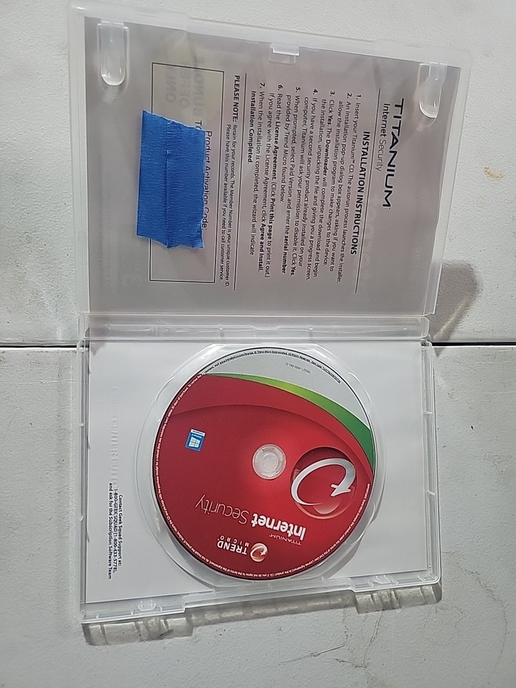 Trend Micro Titanium Internet Security 3 Devices Apple Windows Android 2013