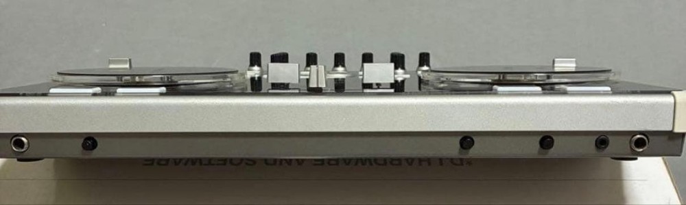 Vestax VCI-300 MK2 DJ Controller