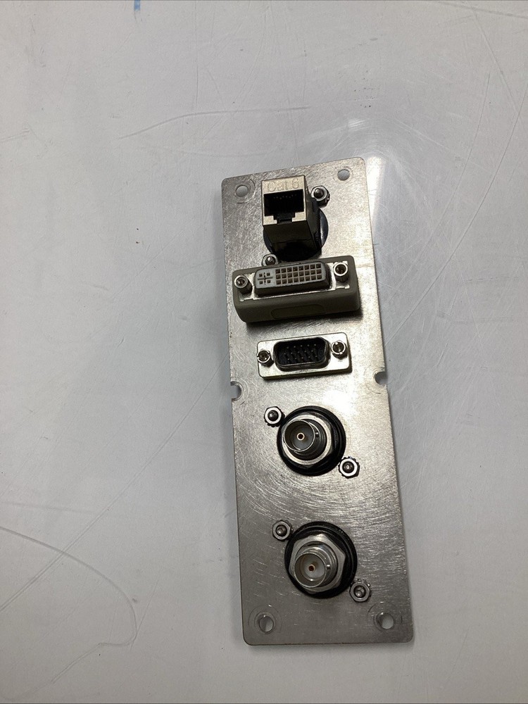 Switchcraft I/O Connector Interface Plate M-752