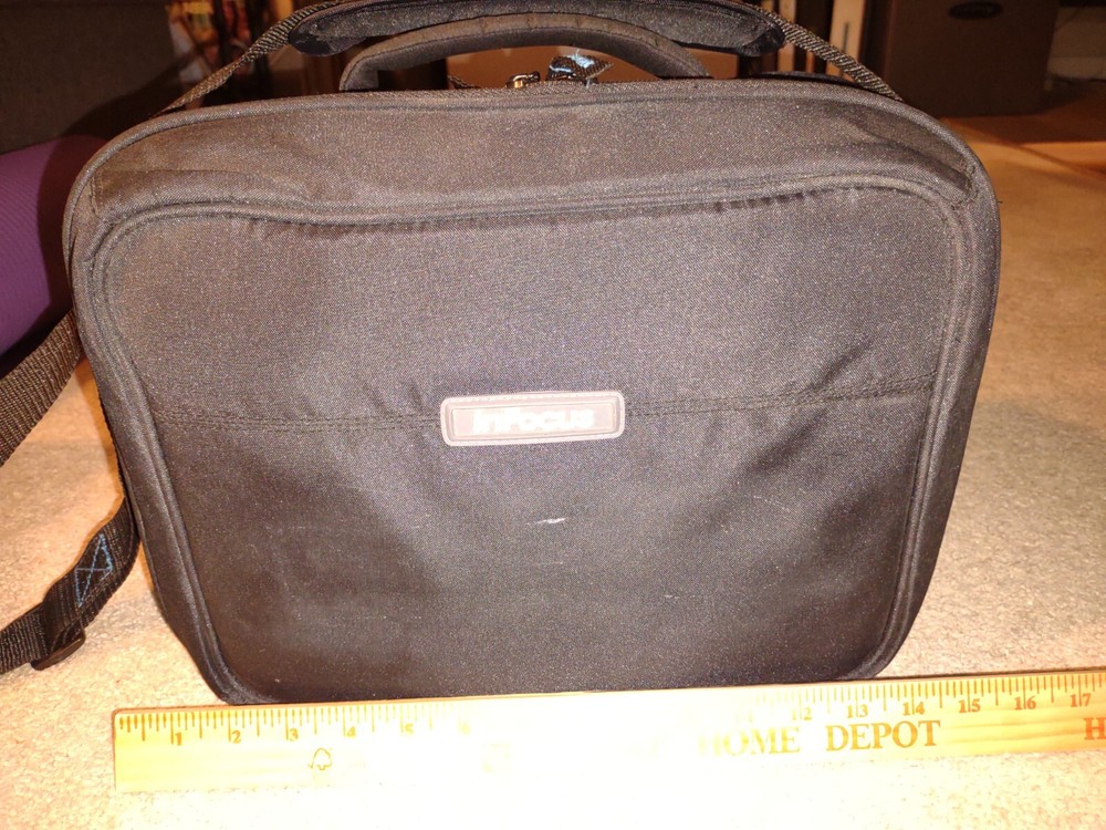 InFocus IN2116 DLP Projector