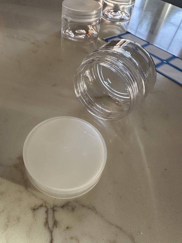 4 Pack 30ml Travel Cream Jars Leakproof Refillable Empty Containers with Labels