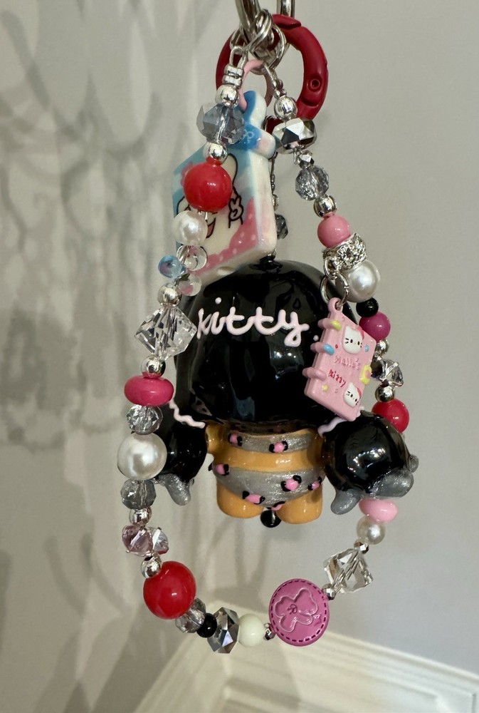 Hawaii Kitty Handmade Keychain With Beads Chain