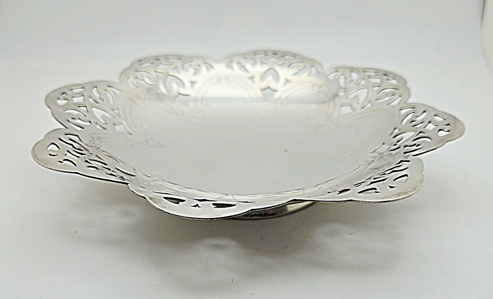 Vintage Silverplate Candy, Nut Dish 6" Engraved & Pierced Design