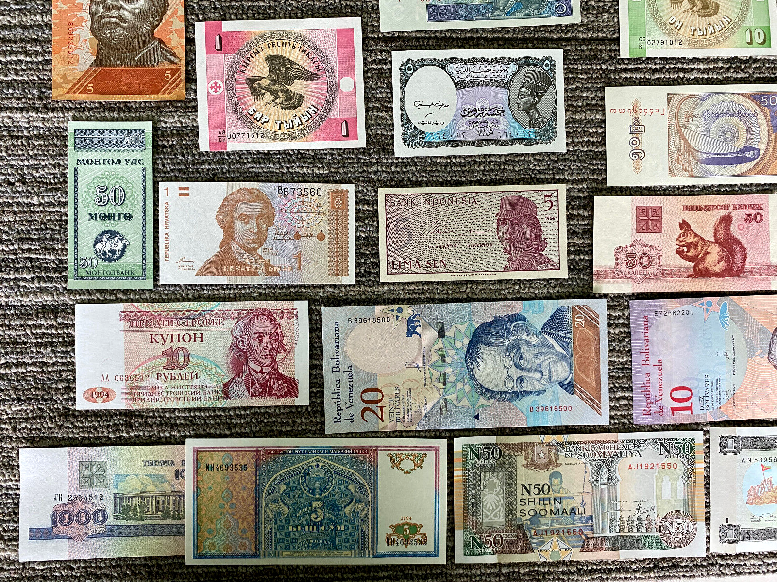 30 DIFFERENT Banknotes UNC Crisp Currency Foreign World Paper Money