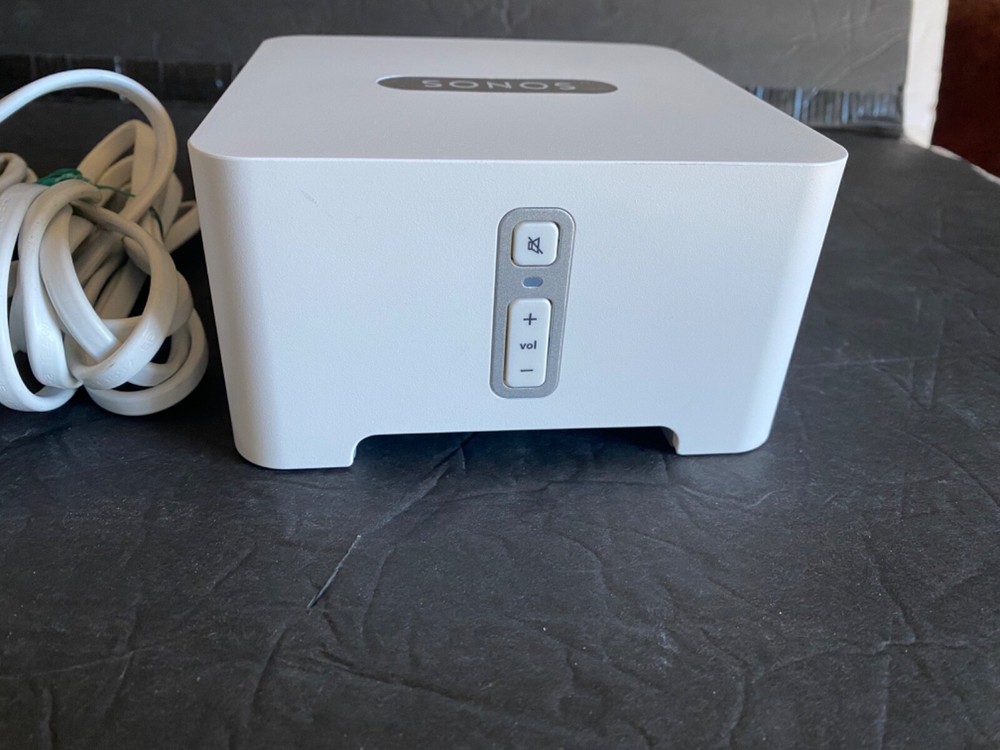 Sonos Connect Digital Media Streamer With Cables