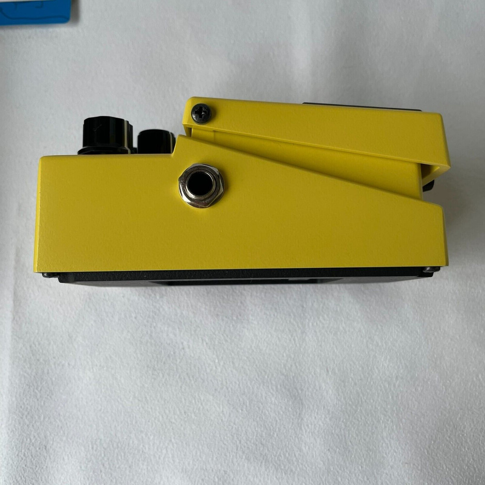 Boss SD-1 Super Overdrive Guitar Effect Pedal