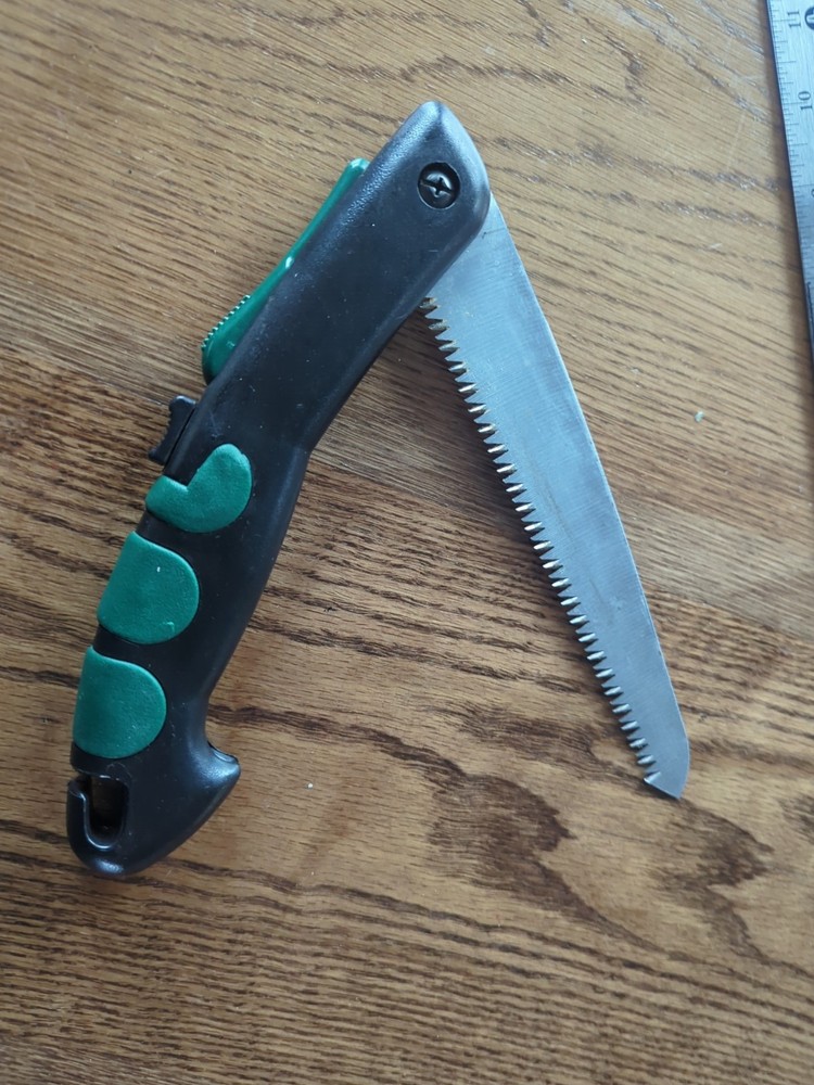 Sierra Foldable Saw With Locking Mechanism