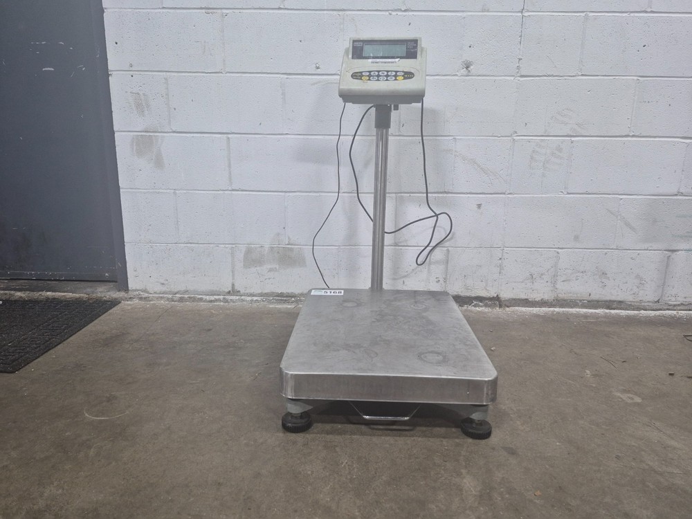 Uline Deluxe Platform Scale