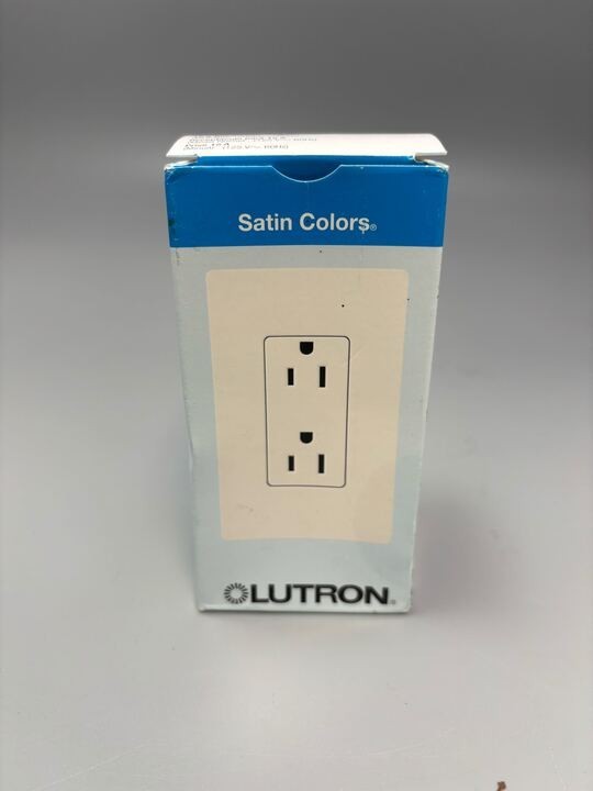 LUTRON SCR-15-MN 15A Electrical Socket Duplex Receptacle - Midnight