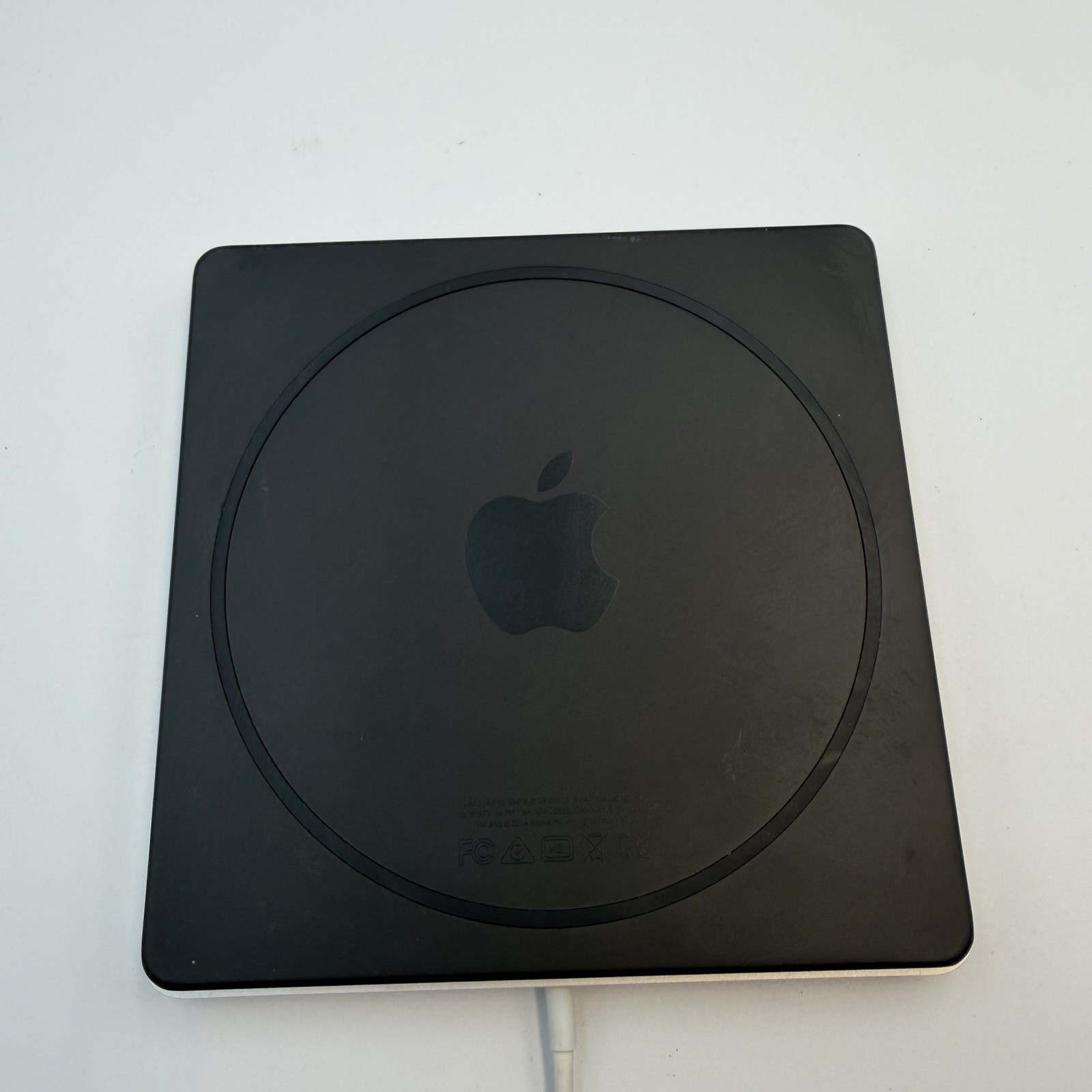 Apple USB SuperDrive Slot-loading CD & 8x DVD Read / Write A1379 24X CD Read