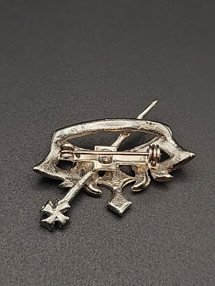 Crown Pin Masonic Silver Tone Vintage.