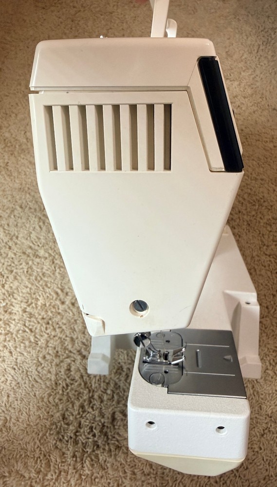 Singer Solid State Sewing Machine Model 9044