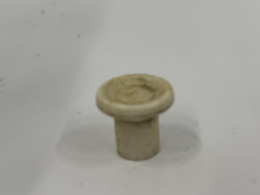 1960 Cessna 210 A push pull Switch Knob 0713303-2 0411092-1