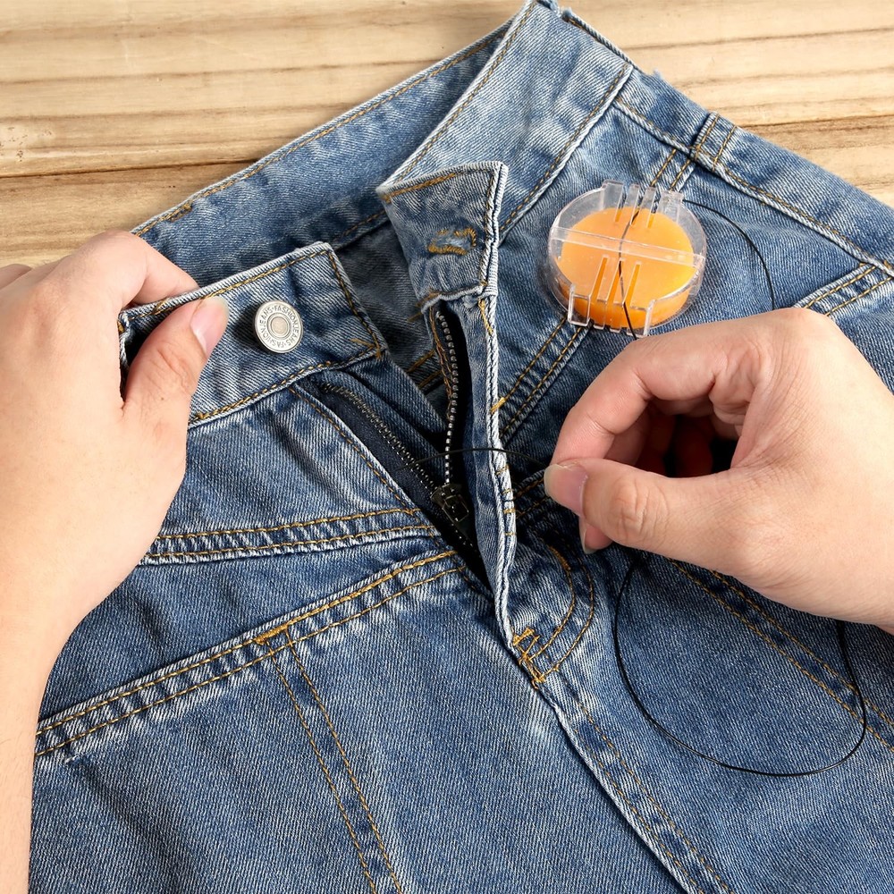 4pcs Beeswax Thread Conditioner, Thread Wax for Sewing with Plastic Box Threa...