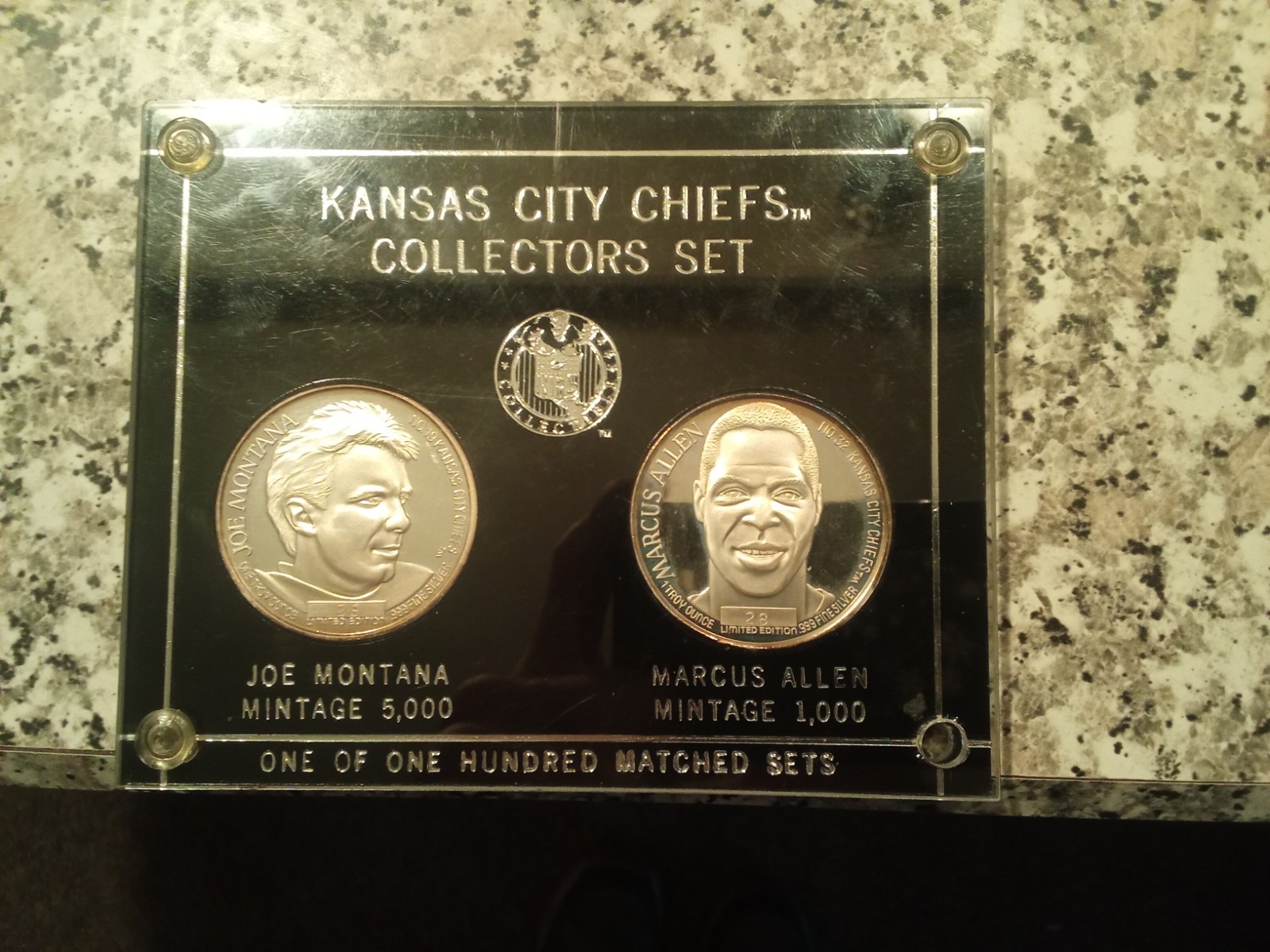 Joe Montana & Marcus Allen Kansas City Chiefs Collectors Set 2 1oz .999 Silver