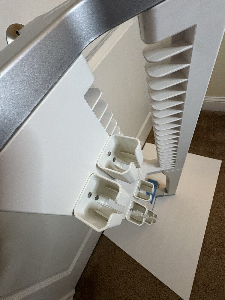 Nintendo Wii Storage Tower Stand 36" Game & Controller Rack EUC