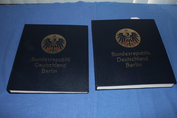 BUND Germany + Berlin DAVO Hingeless binder dustcase BlueLakeStamps Most Useful