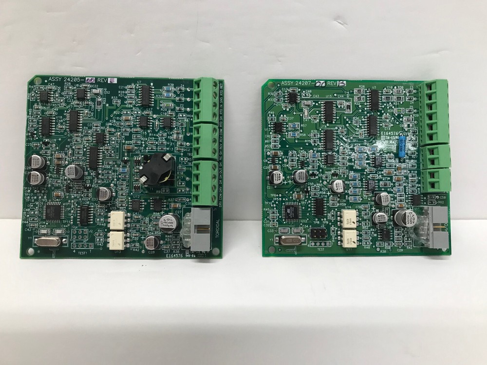 ROSEMOUNT 1056-01-22-31-AN DUAL INPUT ANALYZER (1F3)